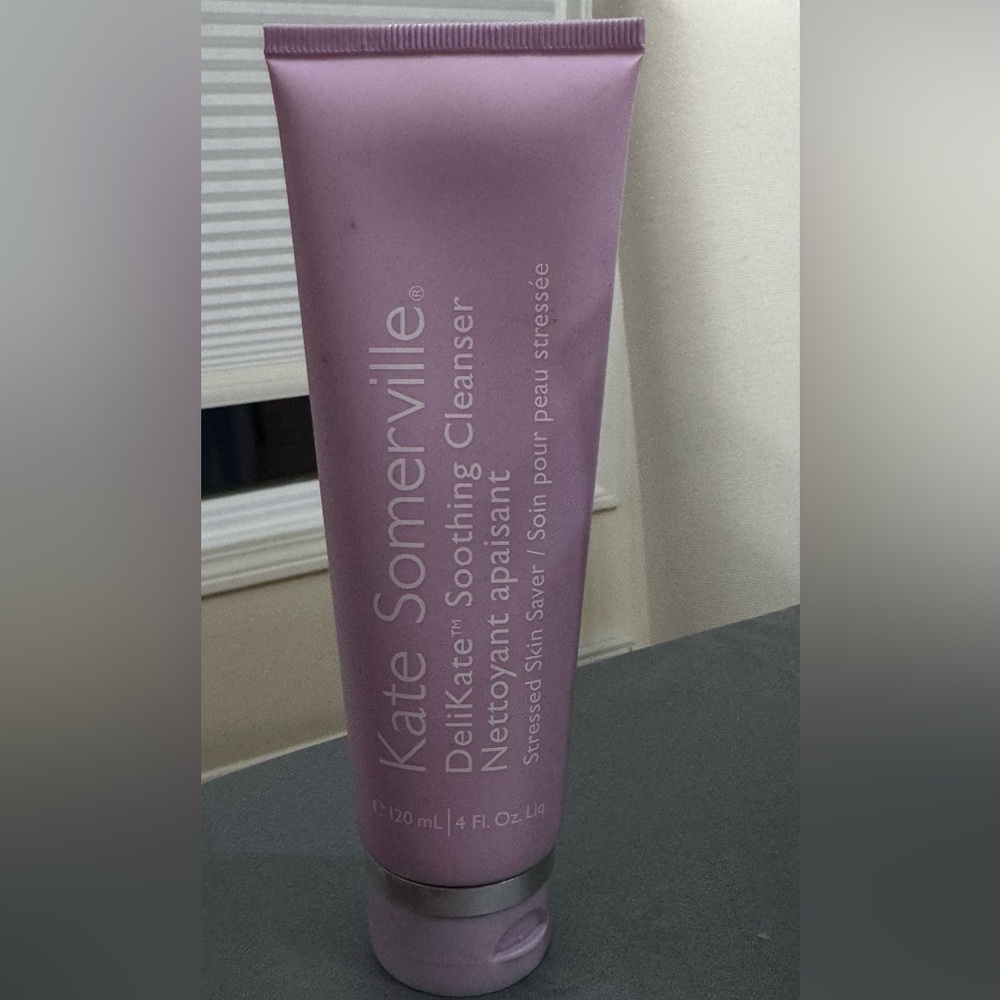Kate Somerville Delikate Soothing Cleanser - SEALED NO BOX